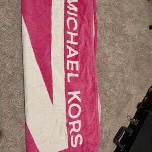 Michal Kors Beach Towel Pink OS